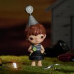 POP MART Hirono Echo Series Figures, Hirono Blind Box Figures, Random Design Action Figures Collectible Toys Home Decorations, Holiday Birthday Gifts for Girls and Boys, Single Box - Imagen 4